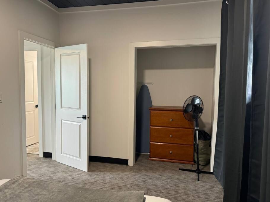 Apartment 1 Bd With Kitchenette - 10